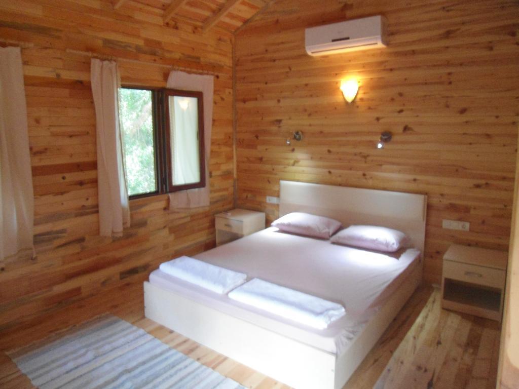 Bungalow Halil Чирали Екстер'єр фото