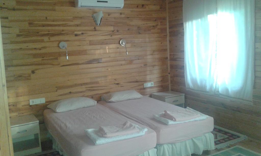 Bungalow Halil Чирали Екстер'єр фото
